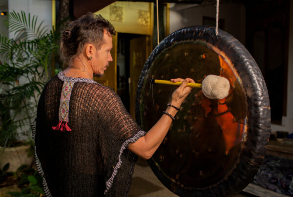 How to Use Gongs for Healing: A Comprehensive Guide